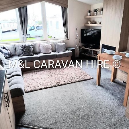 Blue Dolphin Holiday Park Gristhorpe Exteriér fotografie